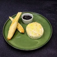 Baked Camembert