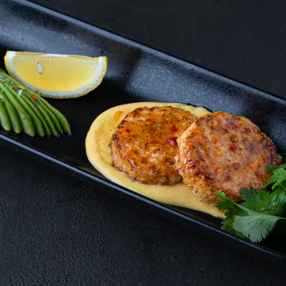 CRAB CAKES WITH AVOCADO